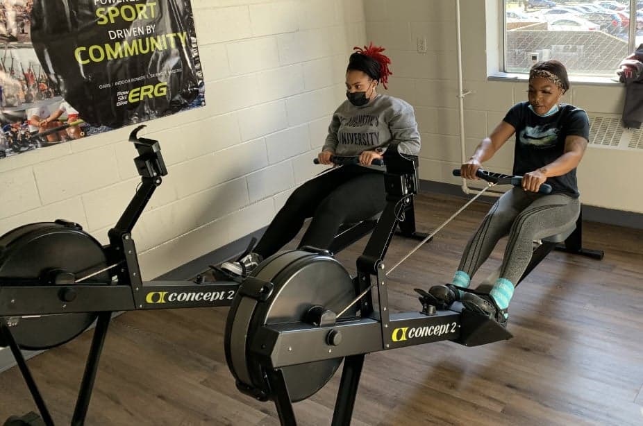 sta_girls_on_rowerg.jpg